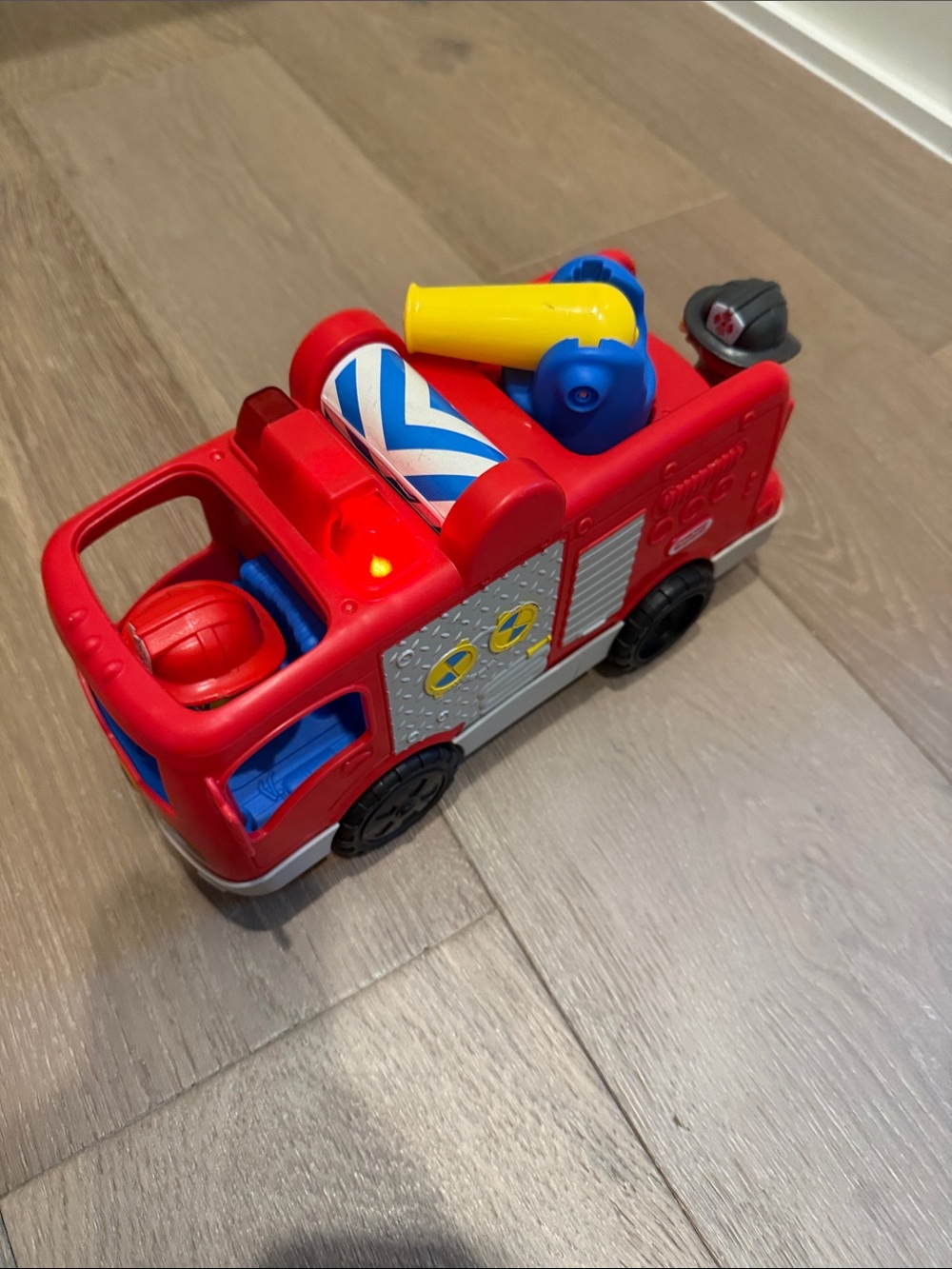 FisherPrice Kids Red Toy Fire Truck in Working Condition with 2 Figures